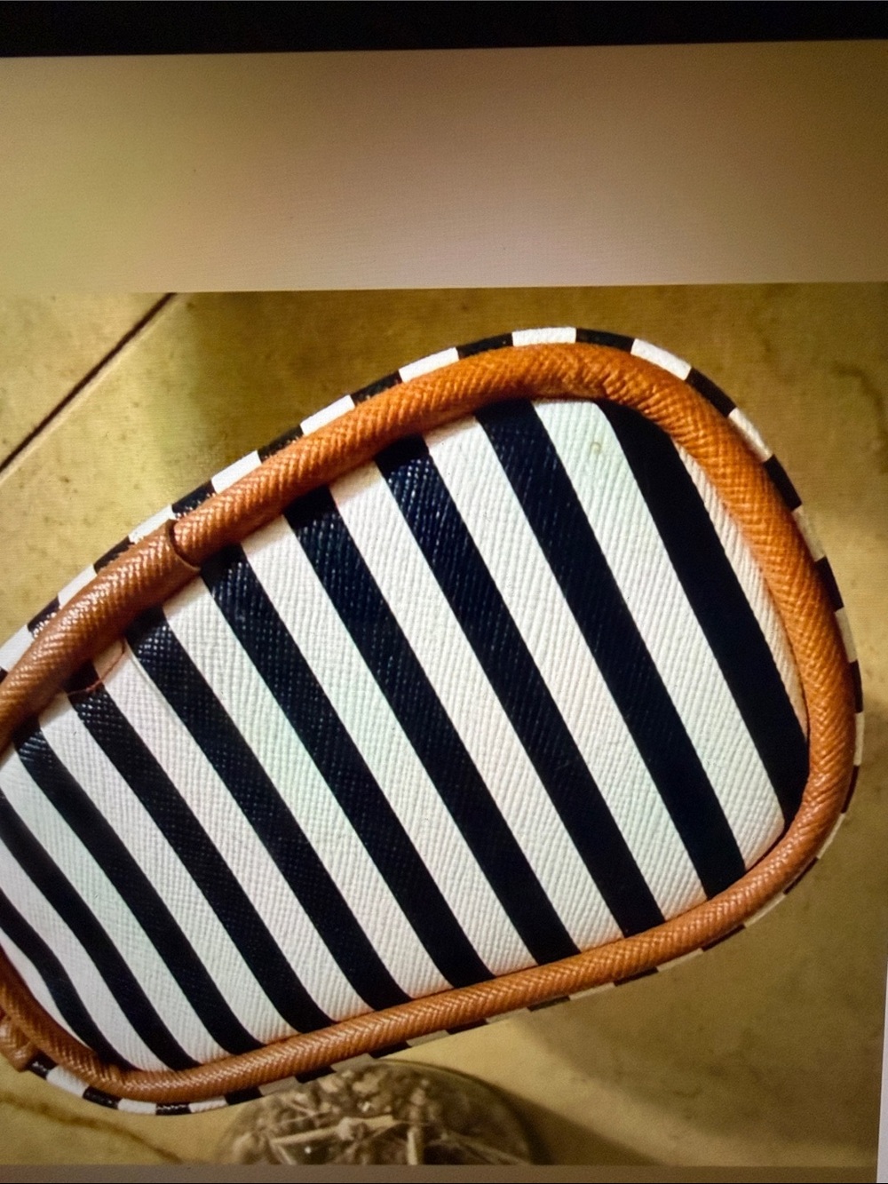 Kenneth Cole Reaction navy & White Striped Cosmetic Pouch with Tan Trim nwot - Picture 4 of 7